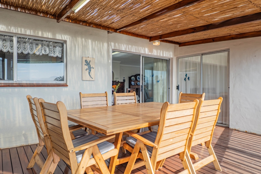 3 Bedroom Property for Sale in Upper Main Street Western Cape